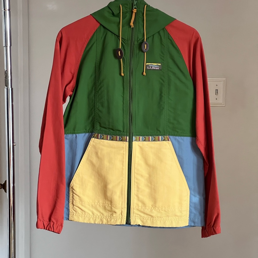 L.L. Bean Colorblock Windbreaker Jacket NWT Women’s Mountain Classic Full Zip
